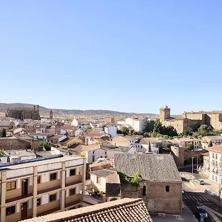 El Mirador De Plasencia By Keyhom Exterior photo